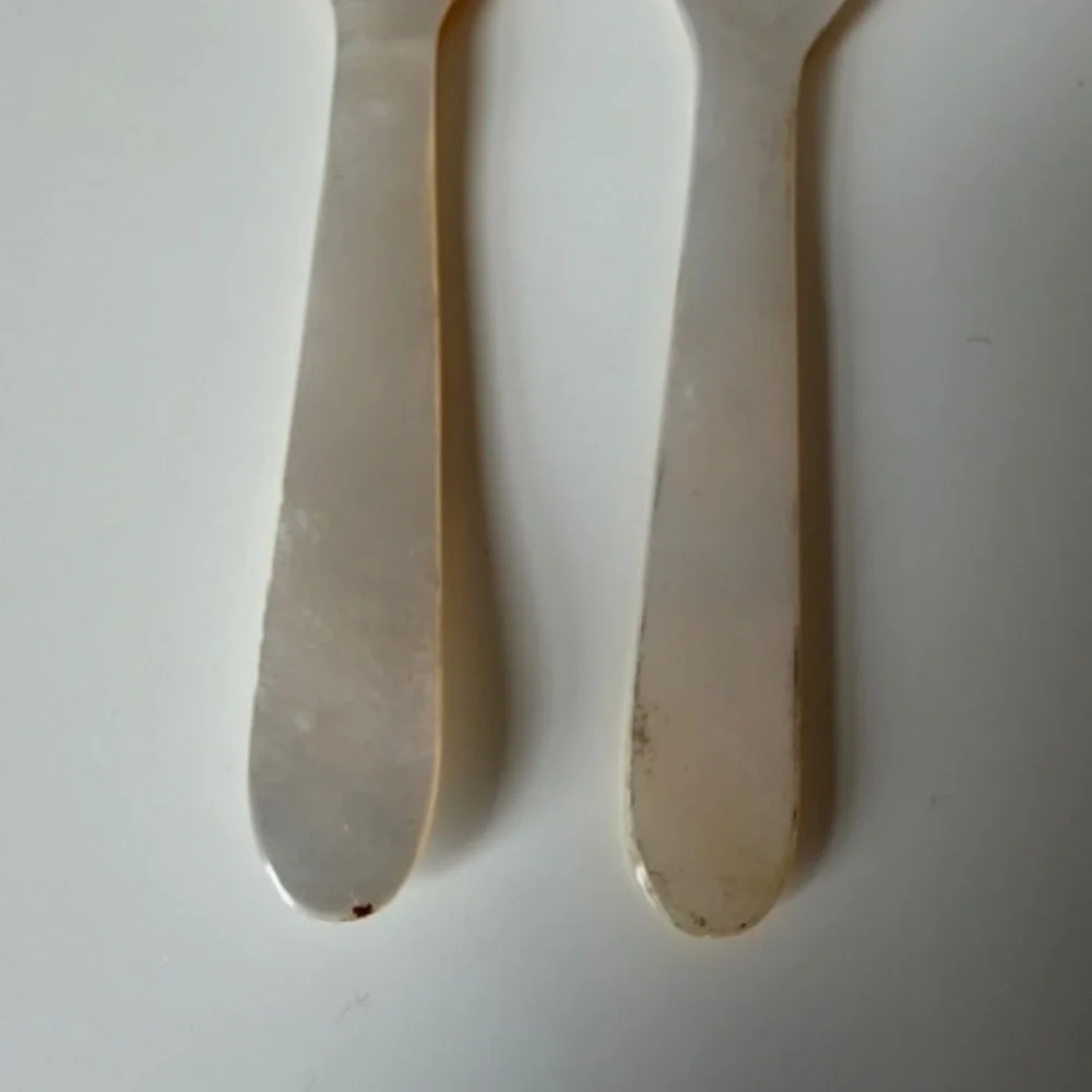 Vintage Small Serving Spoons Mother of Pearl Style Set of 2 Approx 4.5